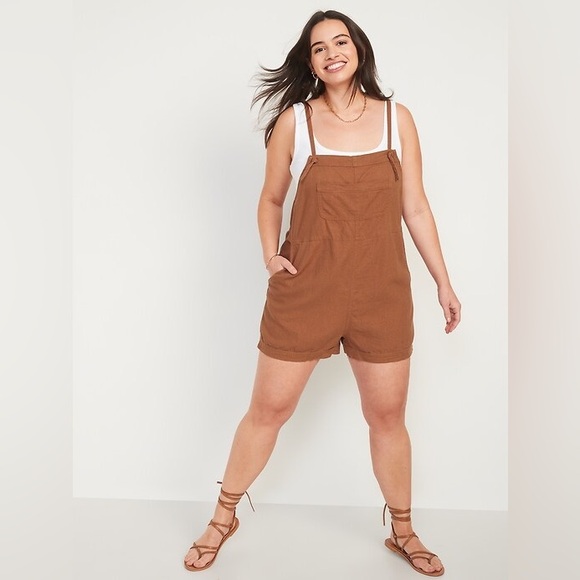 Old Navy Other - Old Navy Brown Overalls size M